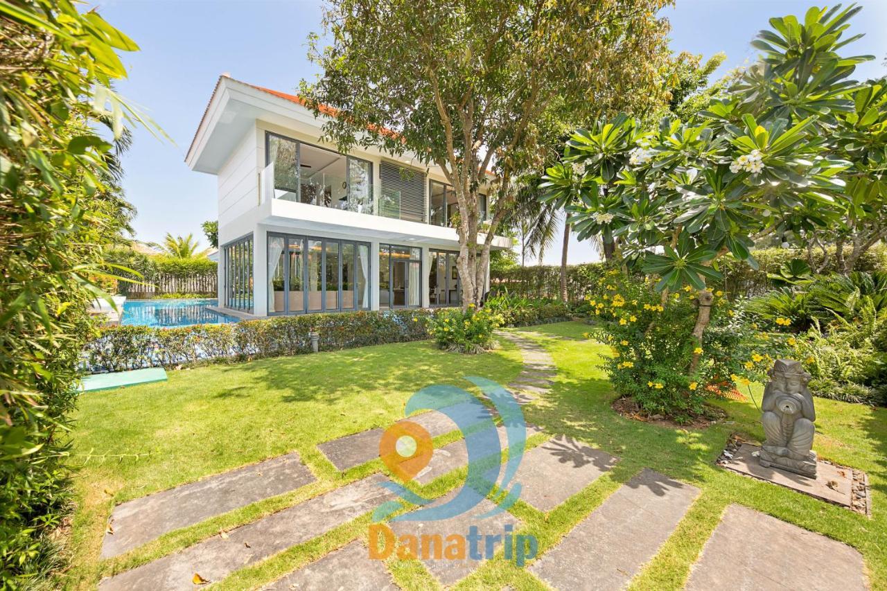 Deluxe Ocean Villa Along The Beach Da Nang Exterior photo