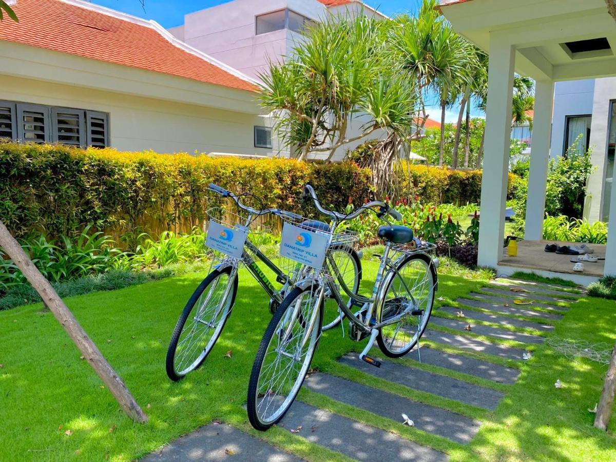 Deluxe Ocean Villa Along The Beach Da Nang Exterior photo